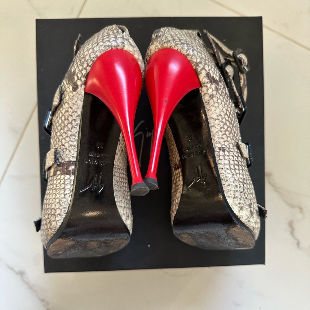 Giuseppe Zanotti Beige and Brown Snake-Print Strappy Heels - Picture 4 of 7